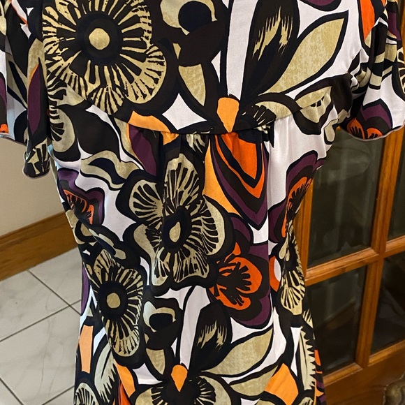 Beaded  look like wood beads neckline blouse by style and company size S - Picture 4 of 7